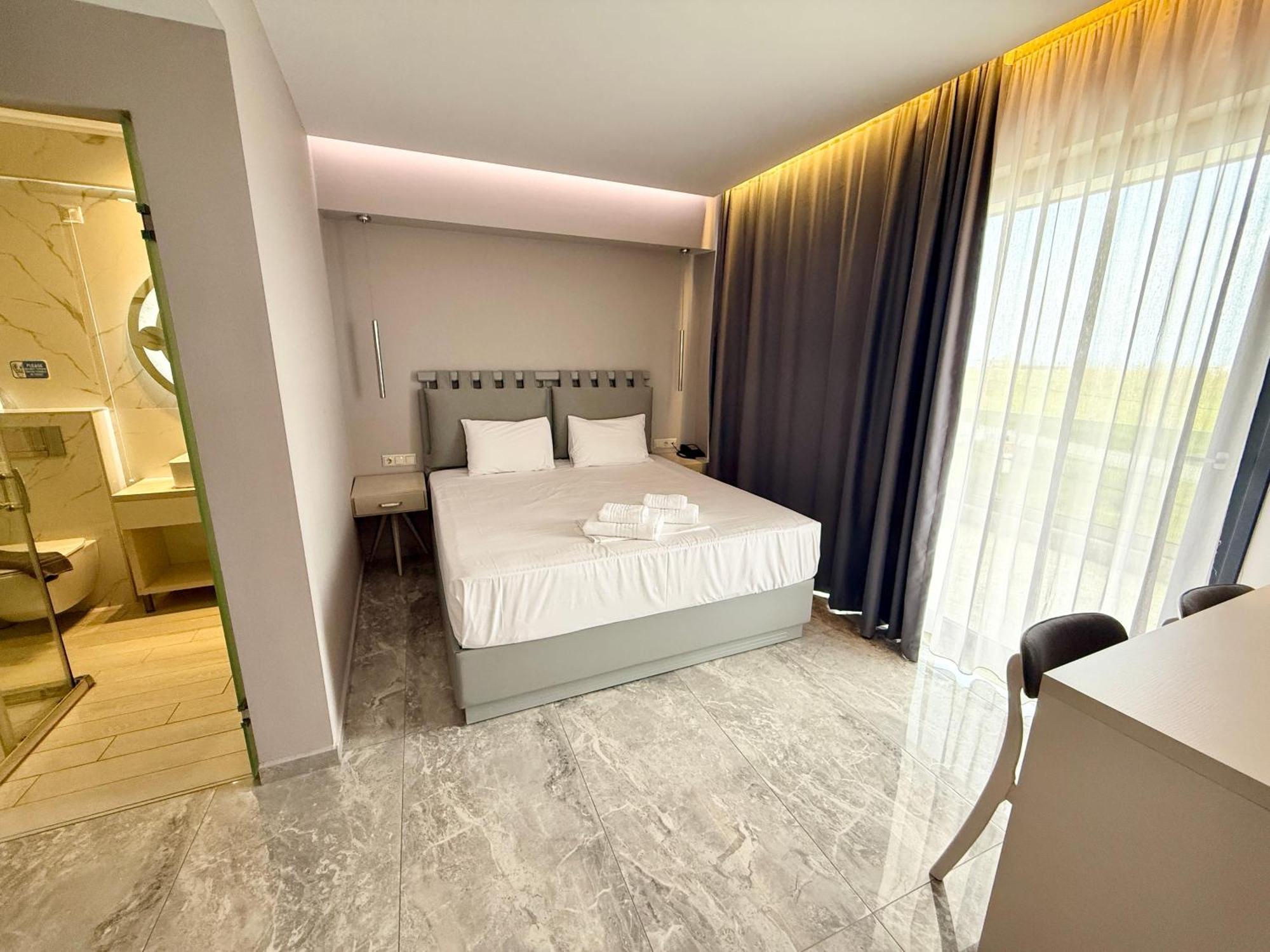 Peloton Inn Паралия-Катерини Экстерьер фото
