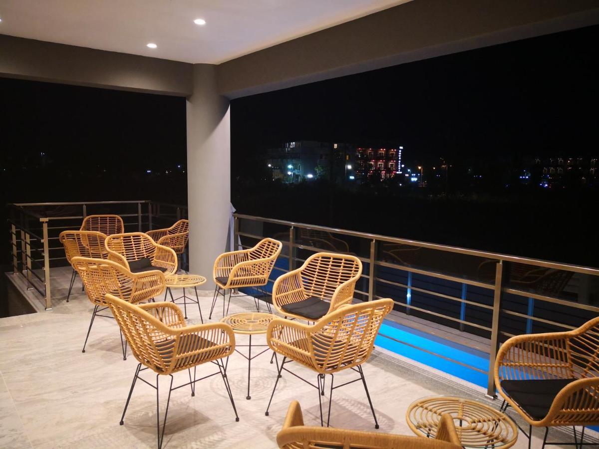 Peloton Inn Паралия-Катерини Экстерьер фото